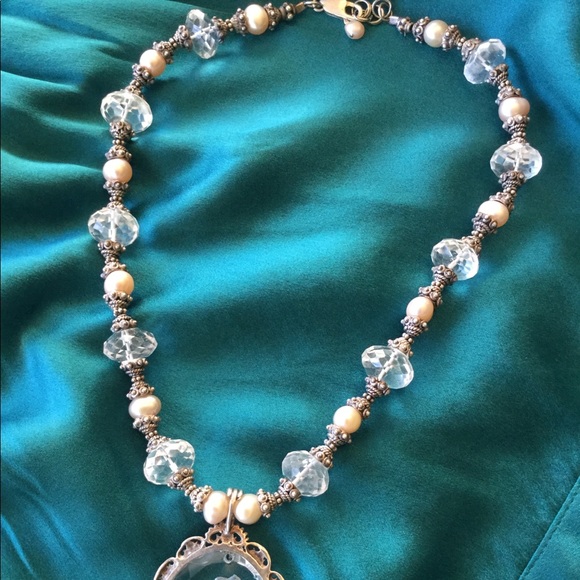 Amazing Quartz Crystal Carved Cameo 925 Necklace - Picture 2 of 5